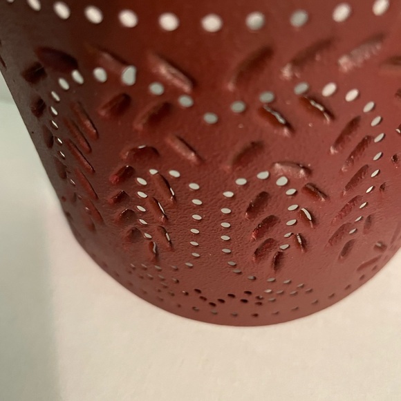 Nightlight Covers set of 2,Punched Tin Colonial Tin Works, Weeping Willo… - Picture 3 of 9